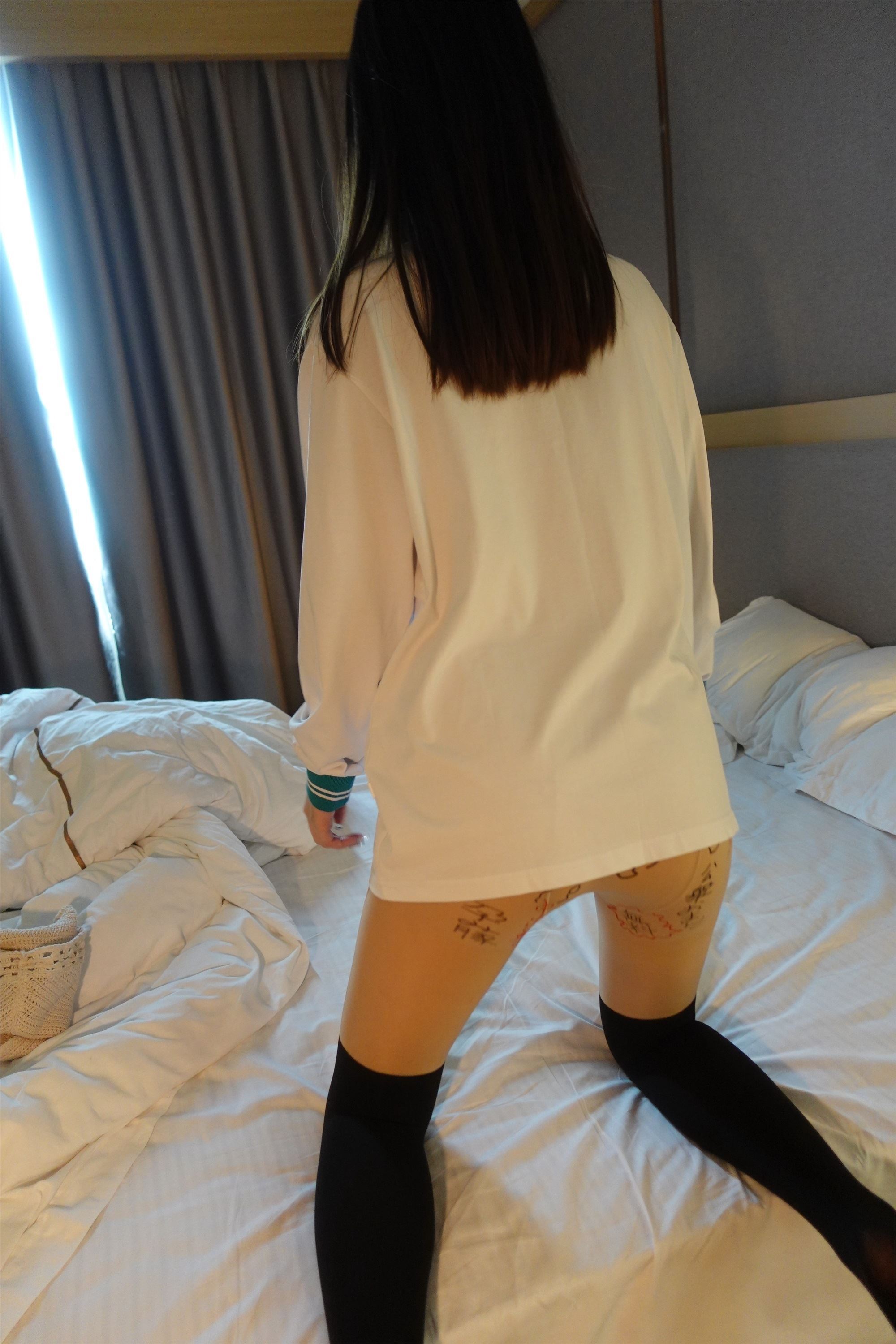 ROSI写真 2022.12.18 NO.4031